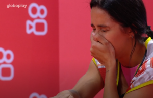 Captura-de-tela-2025-02-14-113833-300x192 Eva Pacheco vence Prova do Líder após mais de 12 horas de resistência no BBB25
