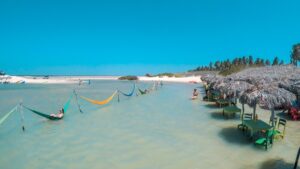 Lagoas-de-Tatajuba-300x169 As Melhores Praias do Ceará para Praticar Kitesurf: Cumbuco é destaque